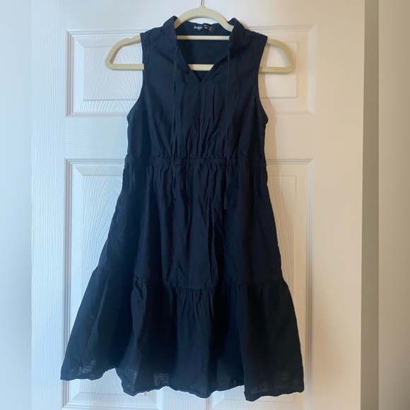 ✨host pick✨ SHEIN Maternity Tie Neck Dress - Picture 4 of 6